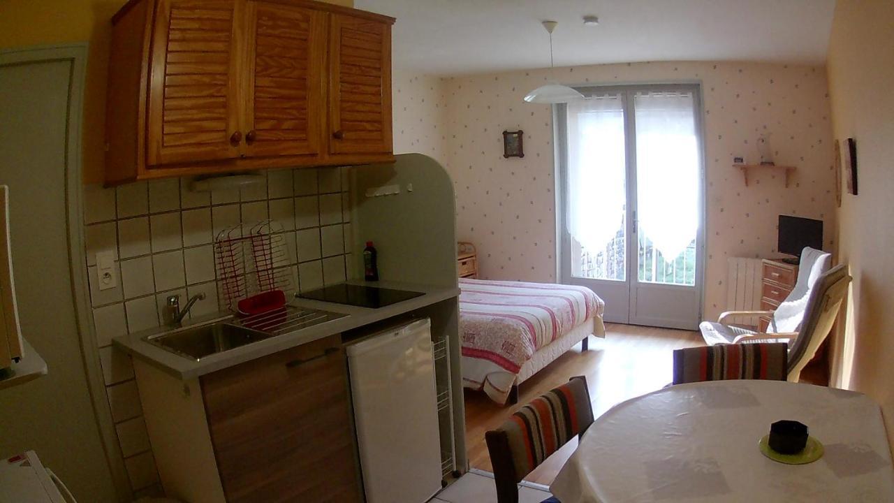 Residence L'Alexandra 2 Etoiles Bourbonne-les-Bains Buitenkant foto