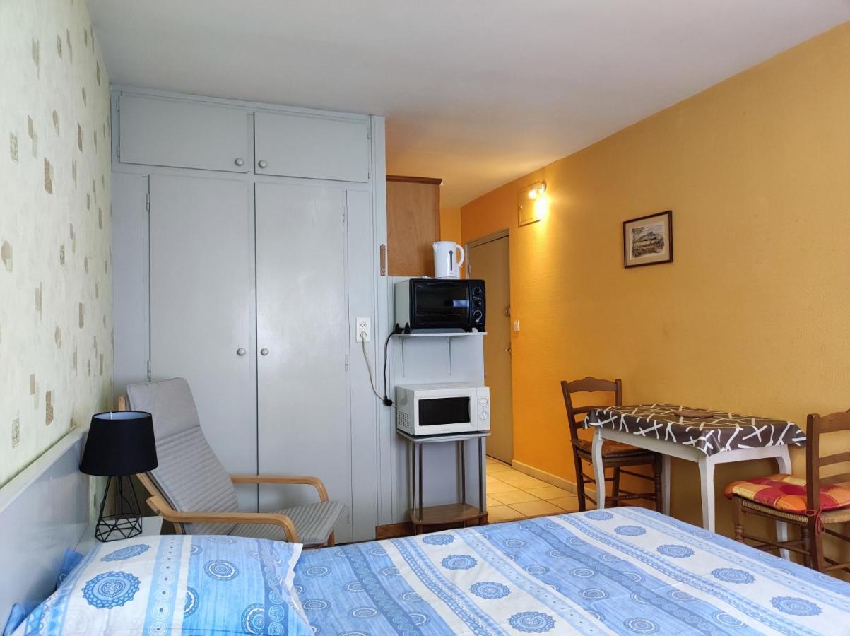 Residence L'Alexandra 2 Etoiles Bourbonne-les-Bains Buitenkant foto